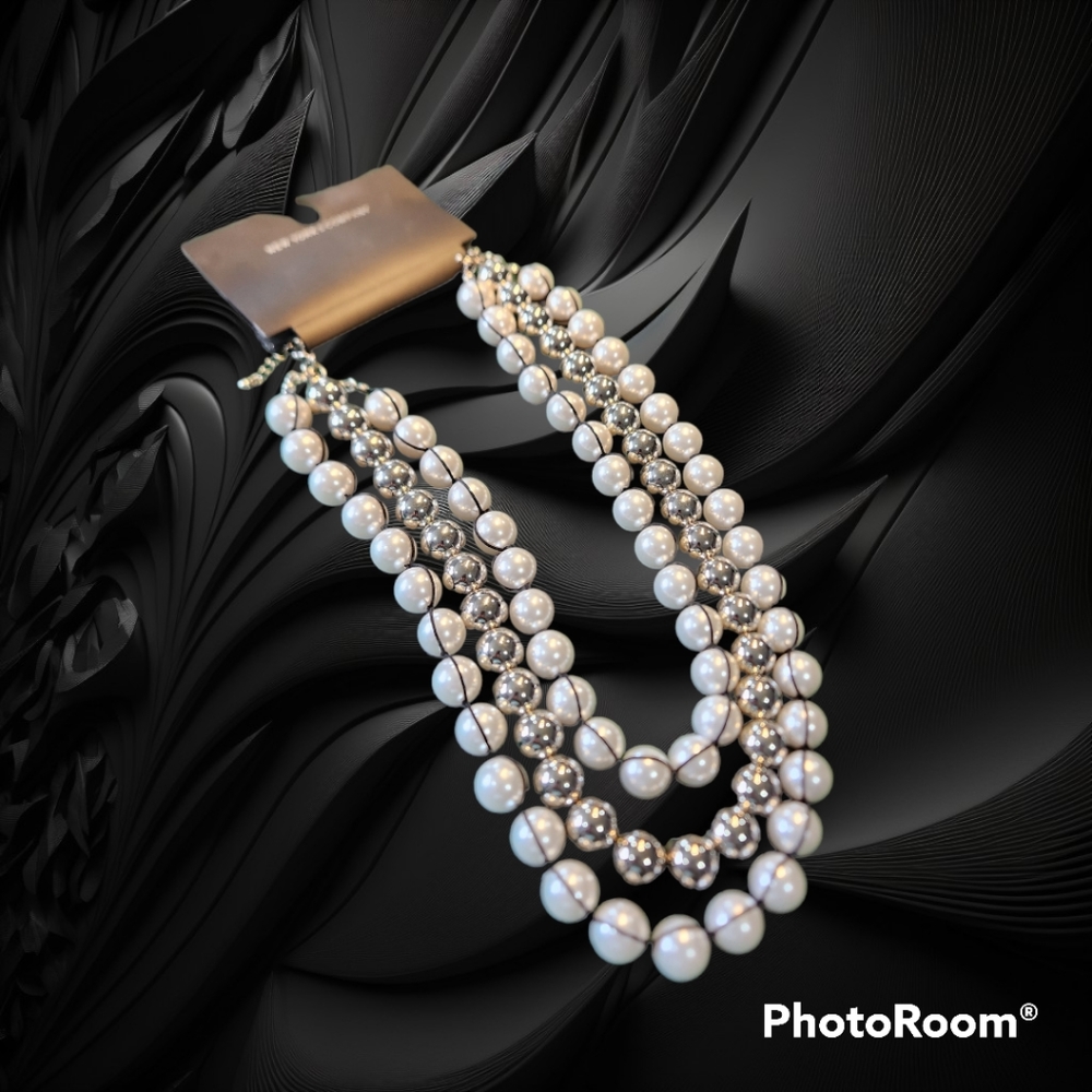 NY&CO ● Faux Pearl Necklace